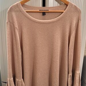 Cable & Gauge Shimmering Beige Knit Top
